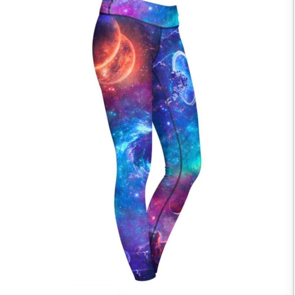 Lunafide’s Vortex Collection Leggings NWOT